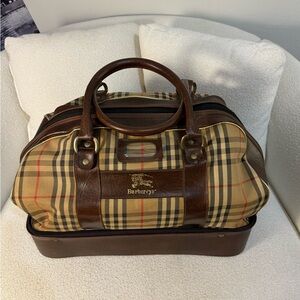 Vintage Burberry Weekender!